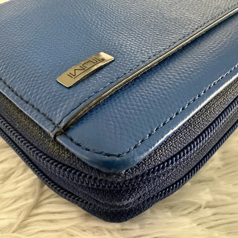 Tumi Horizon Double Zipper‎ Organizer Travel Wallet Clutch